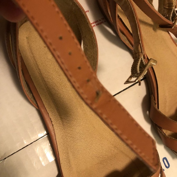 Tan sandals by Andrea 6.5 flats used condition - Picture 8 of 15